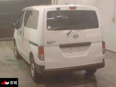 Nissan NV200