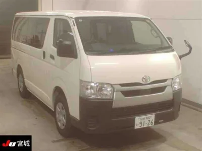 Toyota HiAce Van