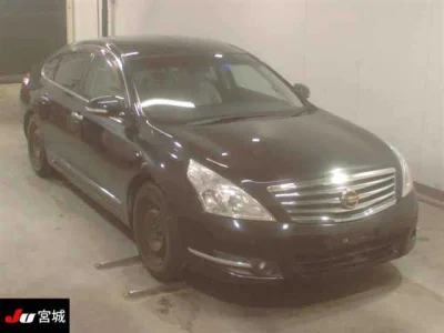 Nissan TEANA