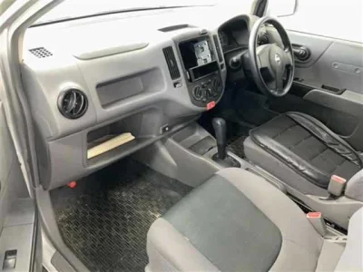 Nissan AD
