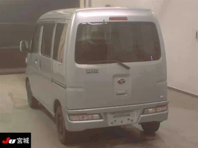 Toyota Pixis Van