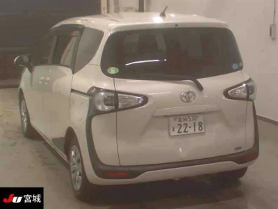 Toyota Sienta