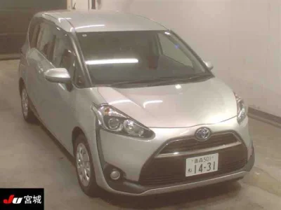 Toyota Sienta