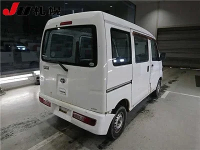 Toyota Pixis Van