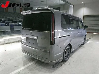 Honda STEP WAGON