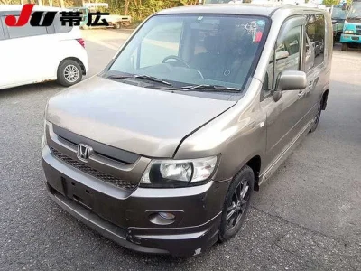 Honda Mobilio Spike