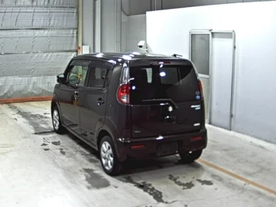 Suzuki MRWAGON
