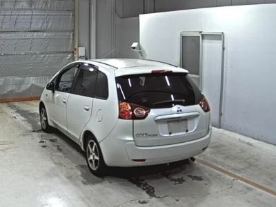 Mitsubishi COLT PLUS