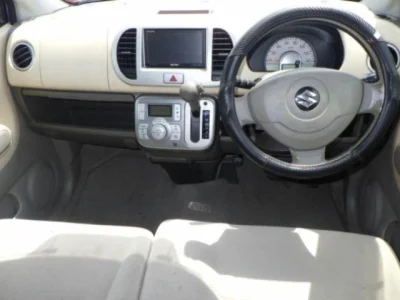 Suzuki MRWAGON
