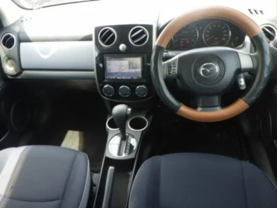 Mazda VERISA