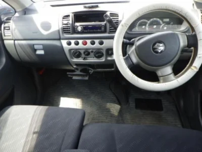 Suzuki MRWAGON