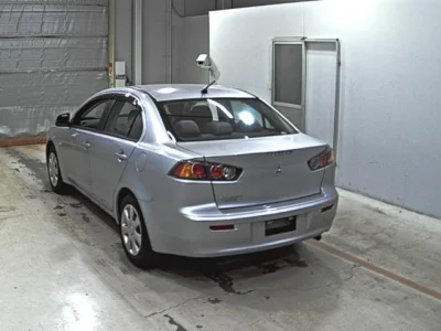 Mitsubishi GALANT FORTIS