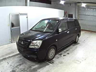 Mitsubishi Dion