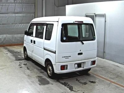 Mitsubishi MINICAB VAN