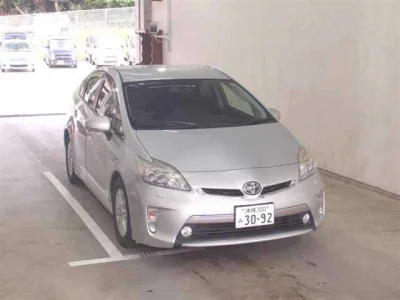 Toyota Prius PHV