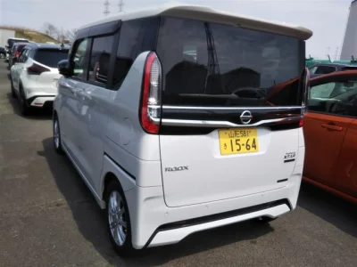 Nissan ROOX