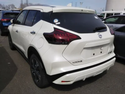 Nissan KICKS