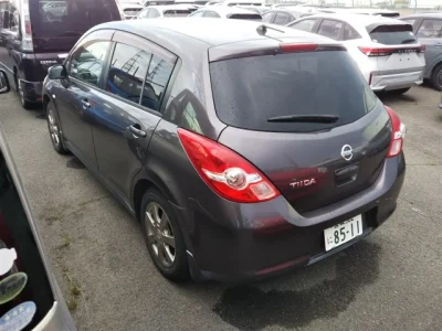 Nissan TIIDA