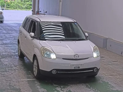 Mazda VERISA