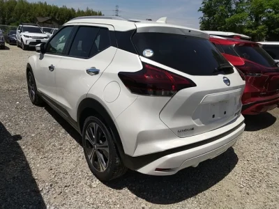Nissan KICKS