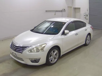 Nissan TEANA