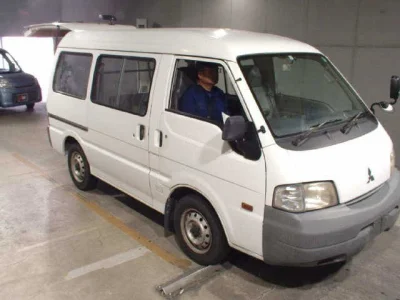 Mitsubishi DELICA