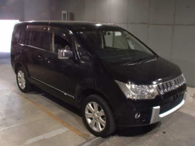 Mitsubishi DELICA D5