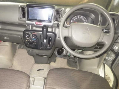 Mitsubishi MINICAB VAN