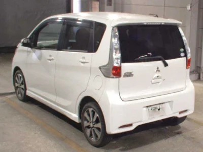 Mitsubishi EK CUSTOM