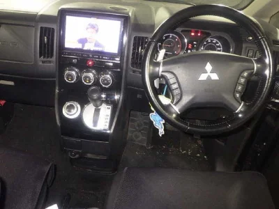 Mitsubishi DELICA D5