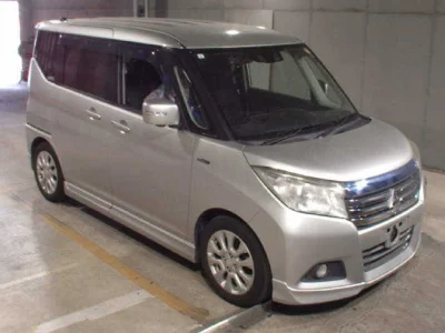 Mitsubishi Delica D:2