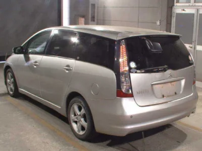 Mitsubishi Grandis
