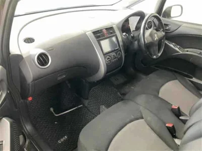 Mitsubishi COLT PLUS