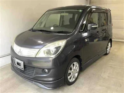 Mitsubishi Delica D:2