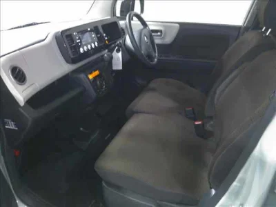 Suzuki MRWAGON