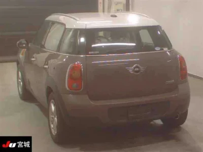 MINI Crossover