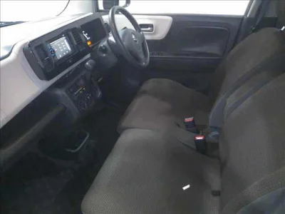 Suzuki MRWAGON