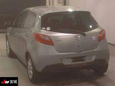 Mazda DEMIO