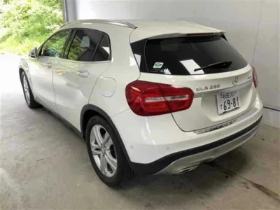 Mercedes-Benz GLA-Class