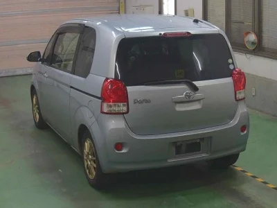 Toyota Spade