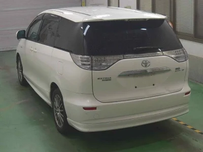 Toyota Estima Hybrid