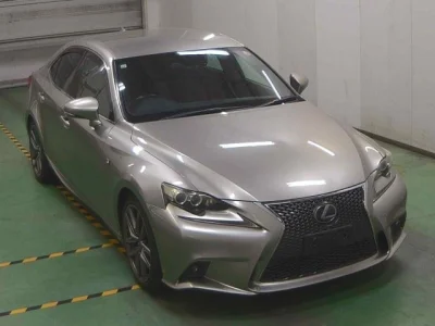 Lexus IS300h