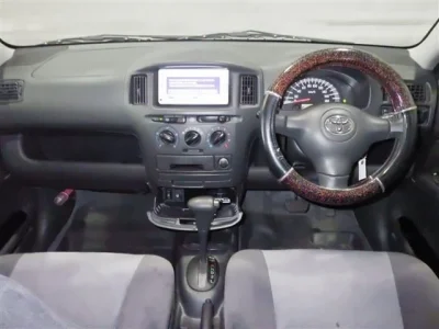Toyota Succeed