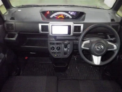 Toyota Pixis Mega