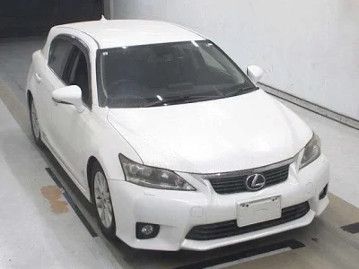 Lexus CT200h