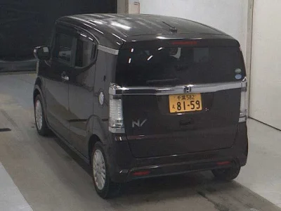 Honda N BOX SLASH