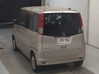Nissan ROOX
