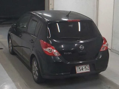 Nissan TIIDA