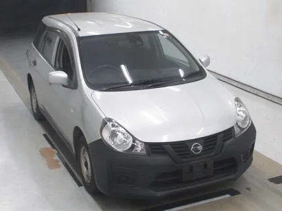 Nissan AD