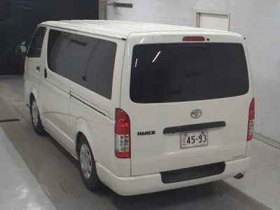 Toyota HiAce Van